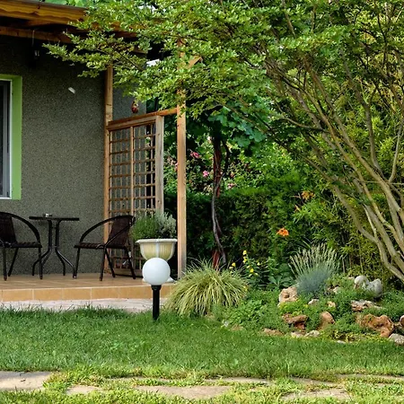 Saltanat 41 2* Varna