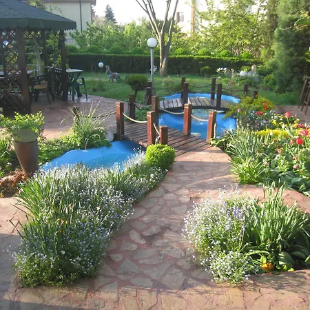 维拉玛提41号酒店 招待所 瓦爾納