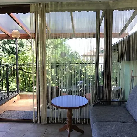 维拉玛提41号酒店 2* 瓦爾納